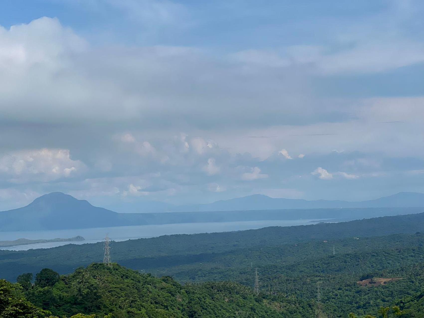 Splendido Tagagtay Taal Lake Staycation Free Parking Netflix No Free Pool Tagaytay City Bagian luar foto