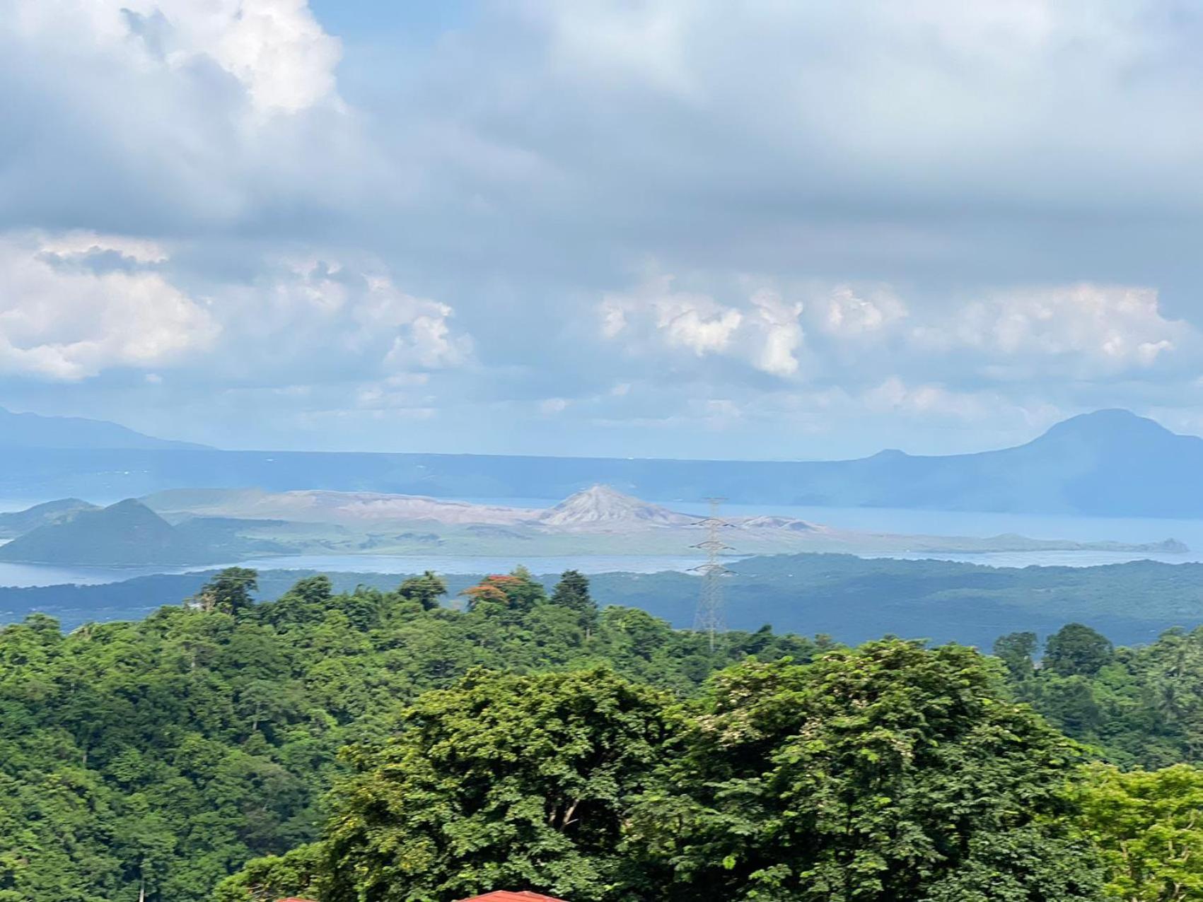 Splendido Tagagtay Taal Lake Staycation Free Parking Netflix No Free Pool Tagaytay City Bagian luar foto