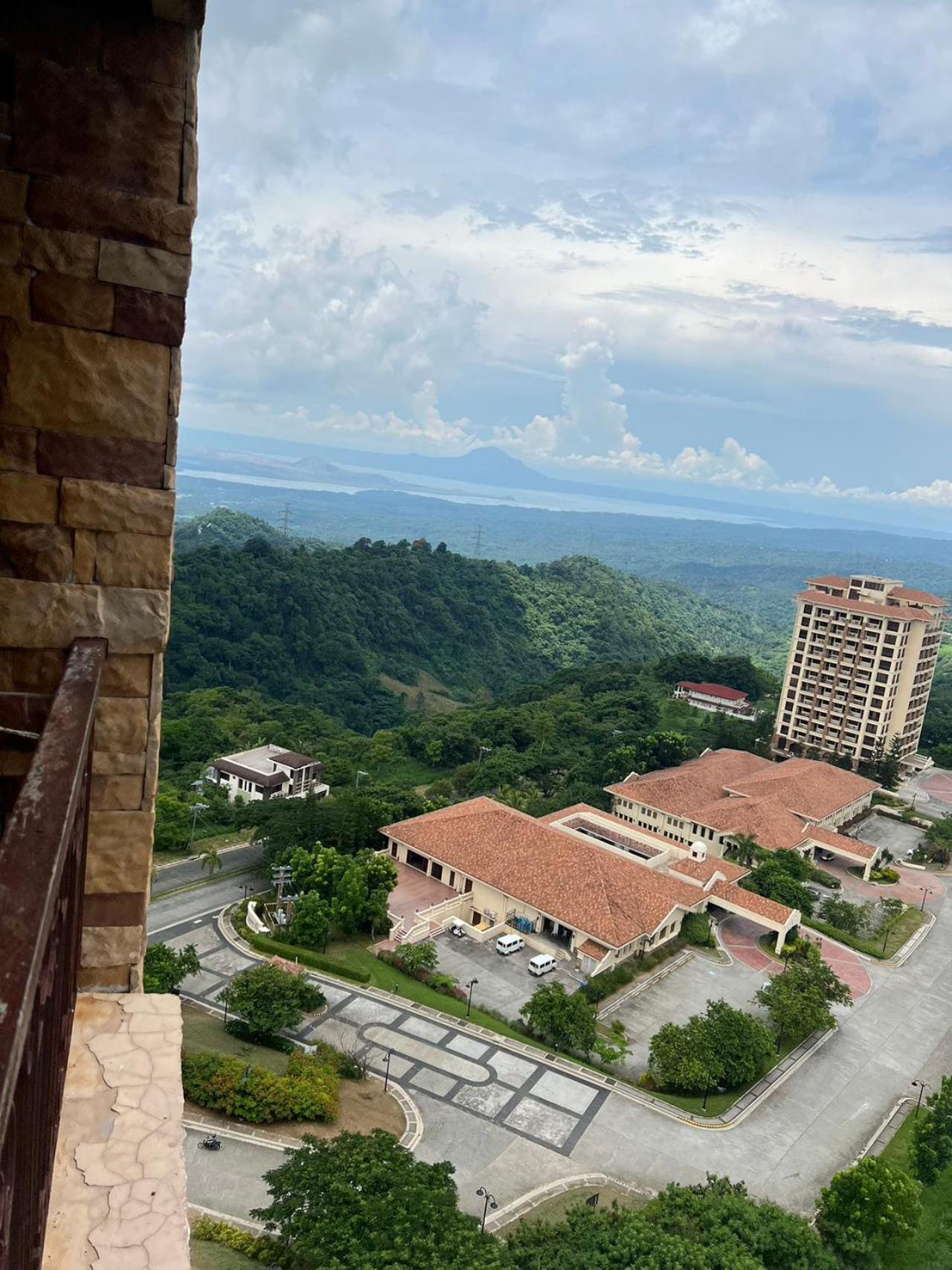 Splendido Tagagtay Taal Lake Staycation Free Parking Netflix No Free Pool Tagaytay City Bagian luar foto