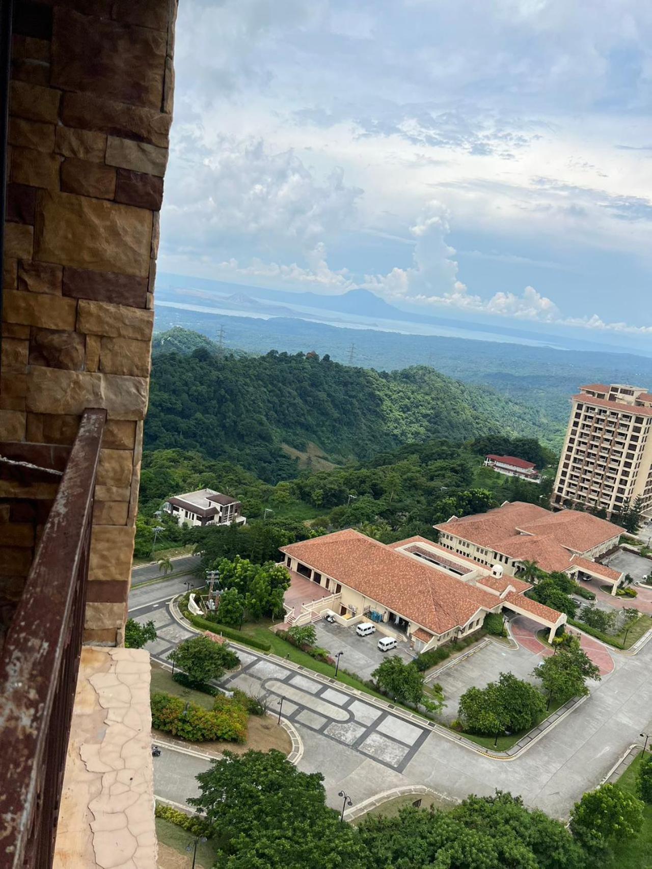 Splendido Tagagtay Taal Lake Staycation Free Parking Netflix No Free Pool Tagaytay City Bagian luar foto