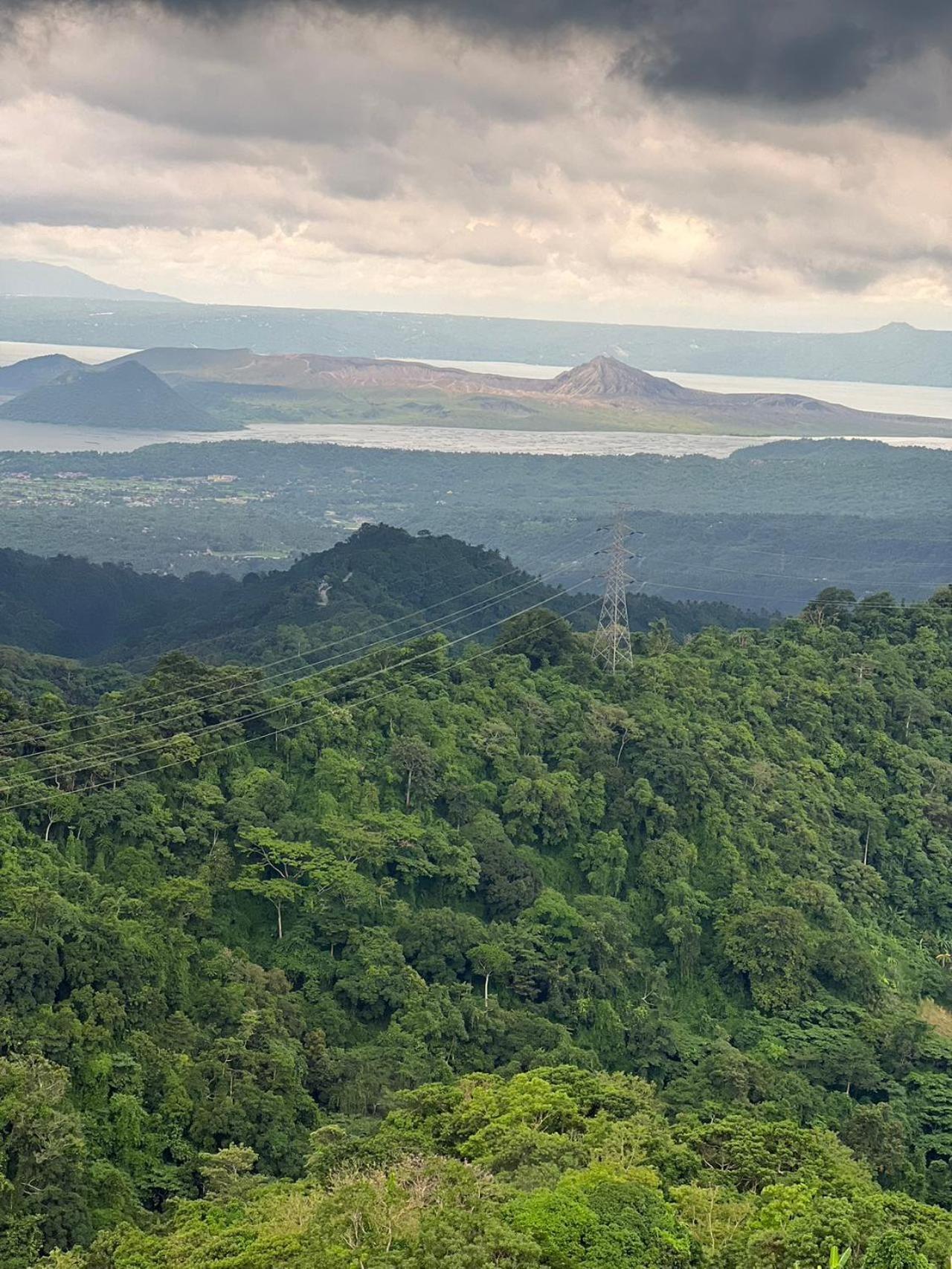 Splendido Tagagtay Taal Lake Staycation Free Parking Netflix No Free Pool Tagaytay City Bagian luar foto