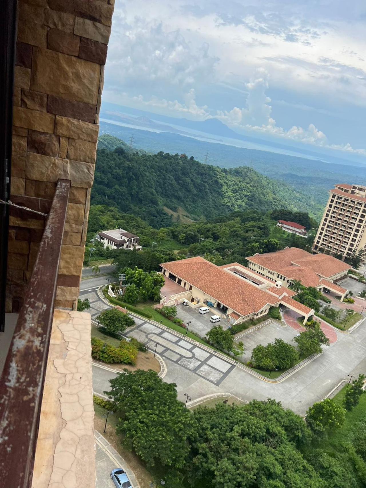 Splendido Tagagtay Taal Lake Staycation Free Parking Netflix No Free Pool Tagaytay City Bagian luar foto