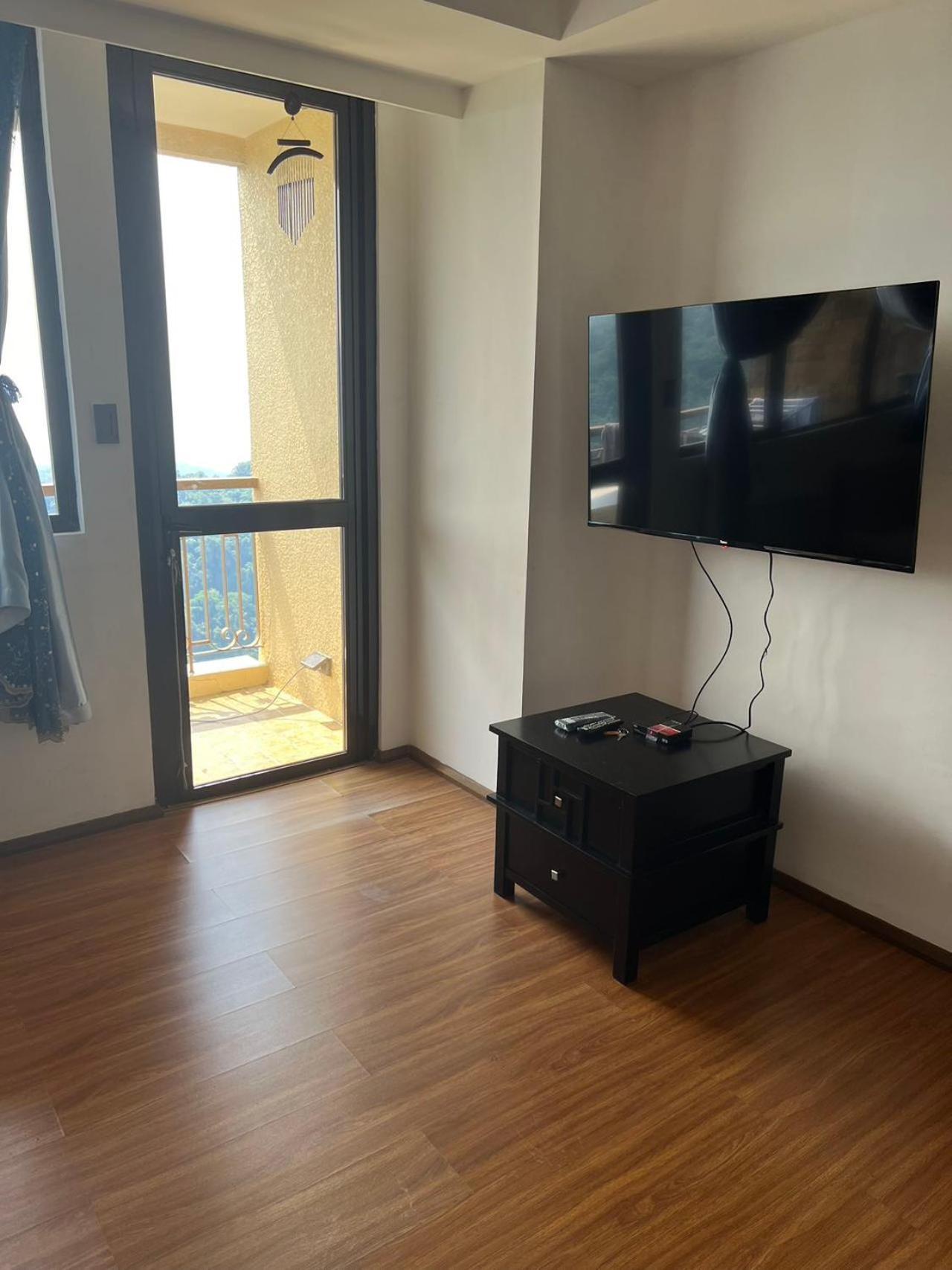 Splendido Tagagtay Taal Lake Staycation Free Parking Netflix No Free Pool Tagaytay City Bagian luar foto