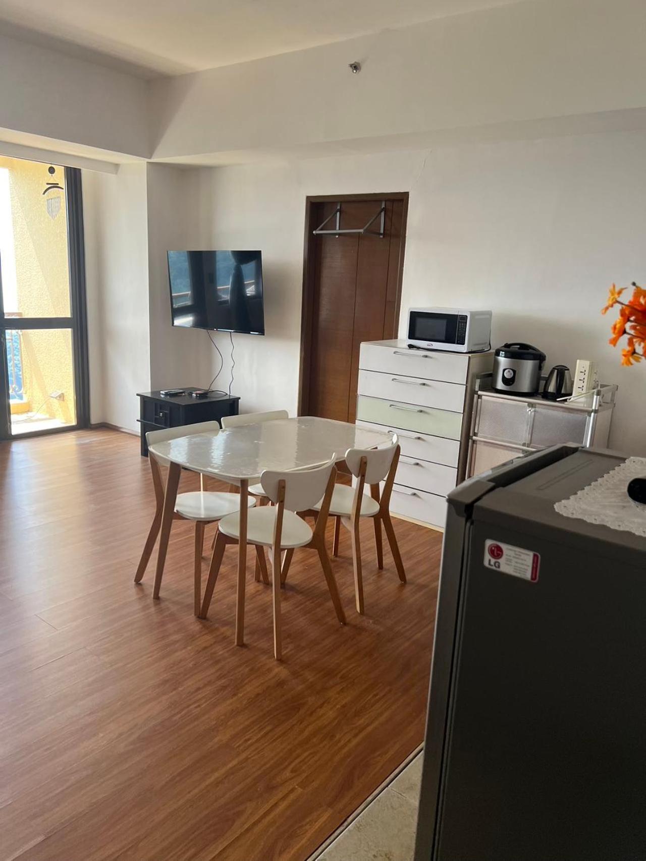 Splendido Tagagtay Taal Lake Staycation Free Parking Netflix No Free Pool Tagaytay City Bagian luar foto